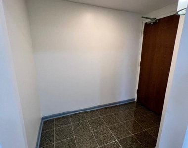 75 Kristin Circle - Photo Thumbnail 4