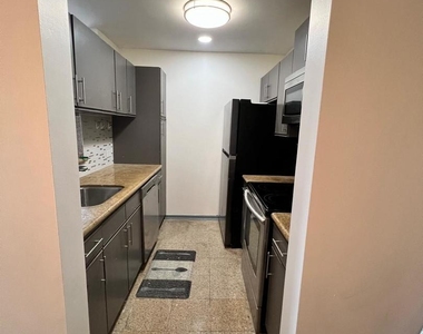 75 Kristin Circle - Photo Thumbnail 5