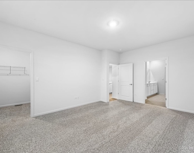 301 Westminster Court - Photo Thumbnail 18