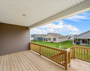 301 Westminster Court - Photo Thumbnail 49