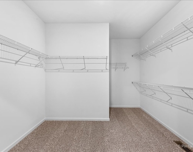 301 Westminster Court - Photo Thumbnail 21