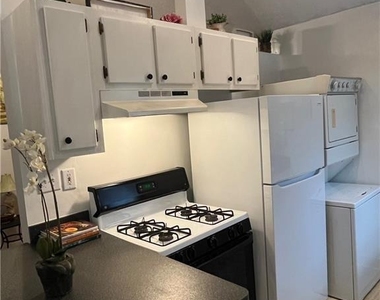 1115 Shelby Place Se - Photo Thumbnail 18