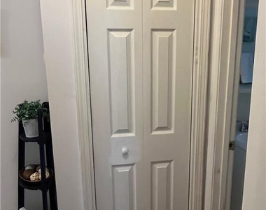 1115 Shelby Place Se - Photo Thumbnail 23