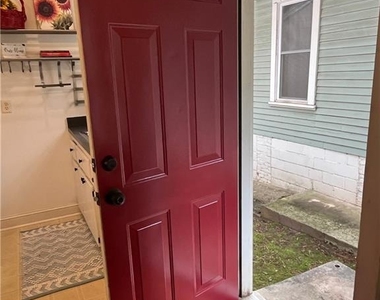 1115 Shelby Place Se - Photo Thumbnail 21