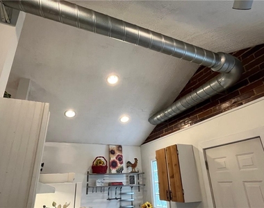 1115 Shelby Place Se - Photo Thumbnail 20