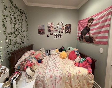 1815 N Paulina Street - Photo Thumbnail 11