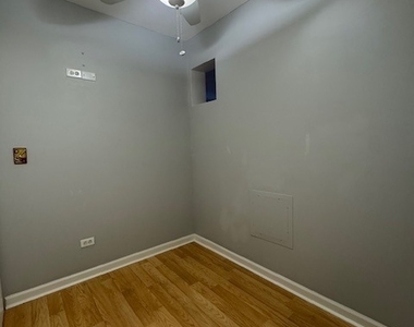 2424 W Estes Avenue - Photo Thumbnail 17