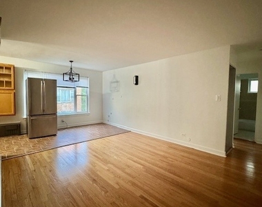 2424 W Estes Avenue - Photo Thumbnail 6