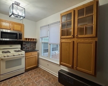 2424 W Estes Avenue - Photo Thumbnail 10