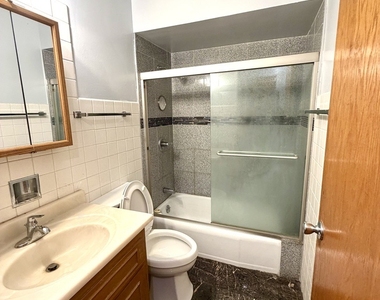 3158-3158 W 93rd Street - Photo Thumbnail 2