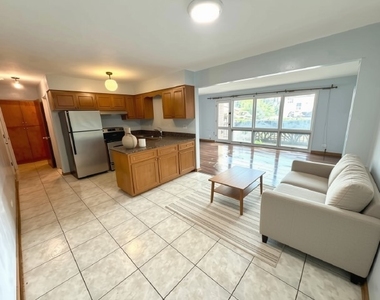 3158-3158 W 93rd Street - Photo Thumbnail 4