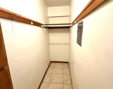 3158-3158 W 93rd Street - Photo Thumbnail 4