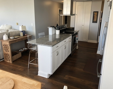 2700 N Hampden Court - Photo Thumbnail 10
