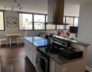 2700 N Hampden Court - Photo Thumbnail 11