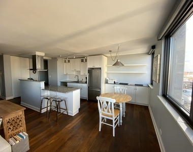 2700 N Hampden Court - Photo Thumbnail 6