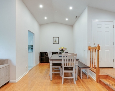 1254 Streamwood Lane - Photo Thumbnail 9