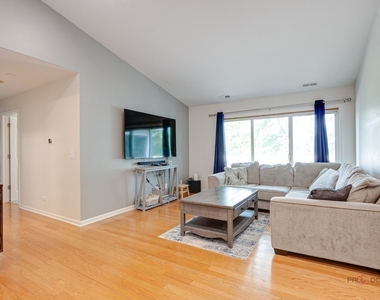 1254 Streamwood Lane - Photo Thumbnail 6
