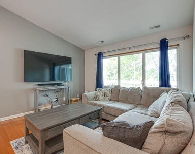 1254 Streamwood Lane - Photo Thumbnail 7