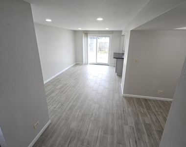 9268 Barberry Lane - Photo Thumbnail 6