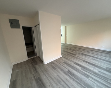 87-15 165th Street - Photo Thumbnail 4