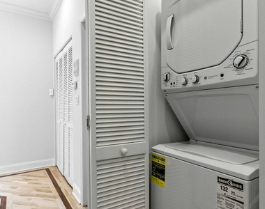 2629 W Haddon Avenue - Photo Thumbnail 8