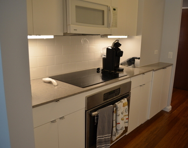 440 N Mcclurg Court - Photo Thumbnail 4