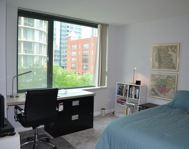 440 N Mcclurg Court - Photo Thumbnail 11