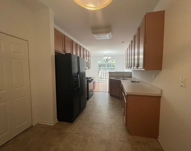 2516 Hillsboro Boulevard - Photo Thumbnail 11