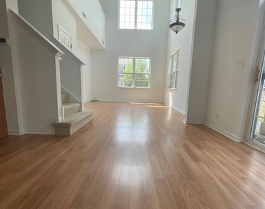 2516 Hillsboro Boulevard - Photo Thumbnail 4