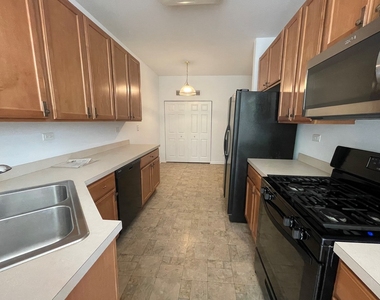 2516 Hillsboro Boulevard - Photo Thumbnail 10