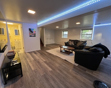 1218 Lincoln Avenue - Photo Thumbnail 8