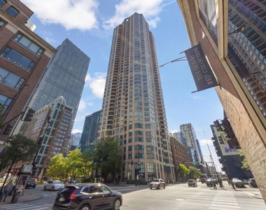 400 N La Salle Drive - Photo Thumbnail 14