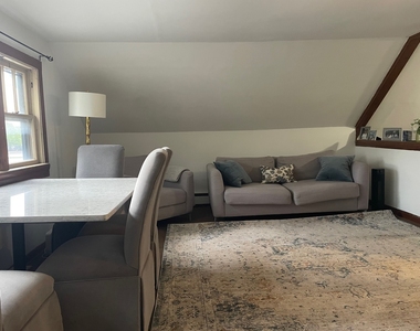 1105 W Touhy Avenue - Photo Thumbnail 2