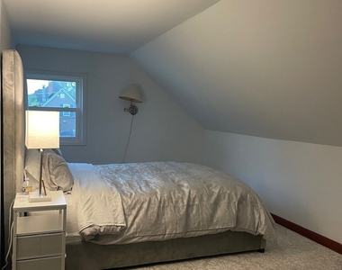 1105 W Touhy Avenue - Photo Thumbnail 5