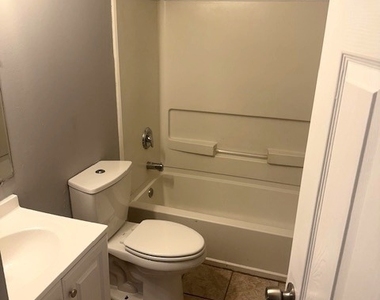 3501 177th Street - Photo Thumbnail 4
