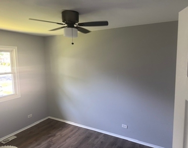 3501 177th Street - Photo Thumbnail 3