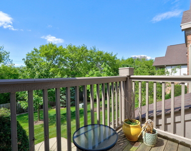 210 Rosehall Drive - Photo Thumbnail 17