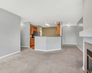 210 Rosehall Drive - Photo Thumbnail 5