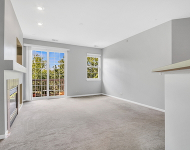 210 Rosehall Drive - Photo Thumbnail 4