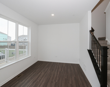 2252 Stonegate Road - Photo Thumbnail 17