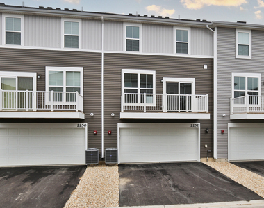 2252 Stonegate Road - Photo Thumbnail 30