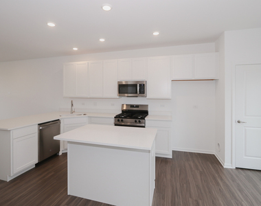 2252 Stonegate Road - Photo Thumbnail 10