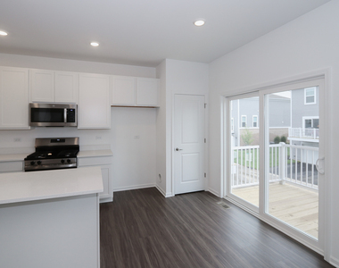 2252 Stonegate Road - Photo Thumbnail 13