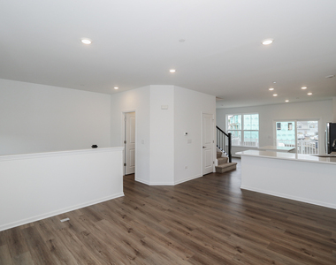 2244 Stonegate Road - Photo Thumbnail 5