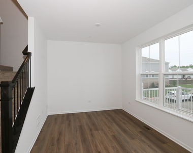 2244 Stonegate Road - Photo Thumbnail 13