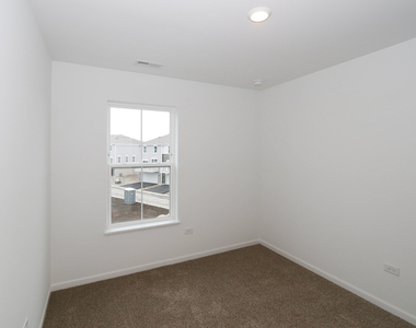 2244 Stonegate Road - Photo Thumbnail 22