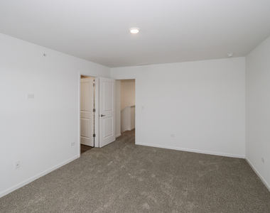 2244 Stonegate Road - Photo Thumbnail 17
