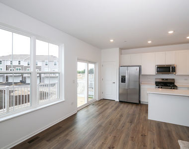 2244 Stonegate Road - Photo Thumbnail 15