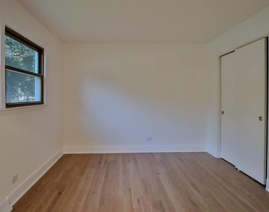 30w162 Claymore Lane - Photo Thumbnail 18