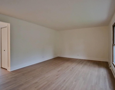 30w162 Claymore Lane - Photo Thumbnail 8